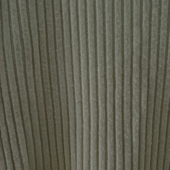 Madewell Ribbed Top! - Picture 2 of 3